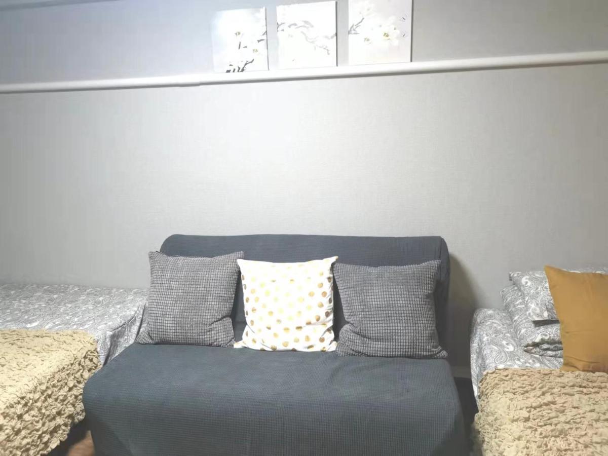 Gm -- Self Check-in -- Number & Password Is In The Following Email Appartement Tokio