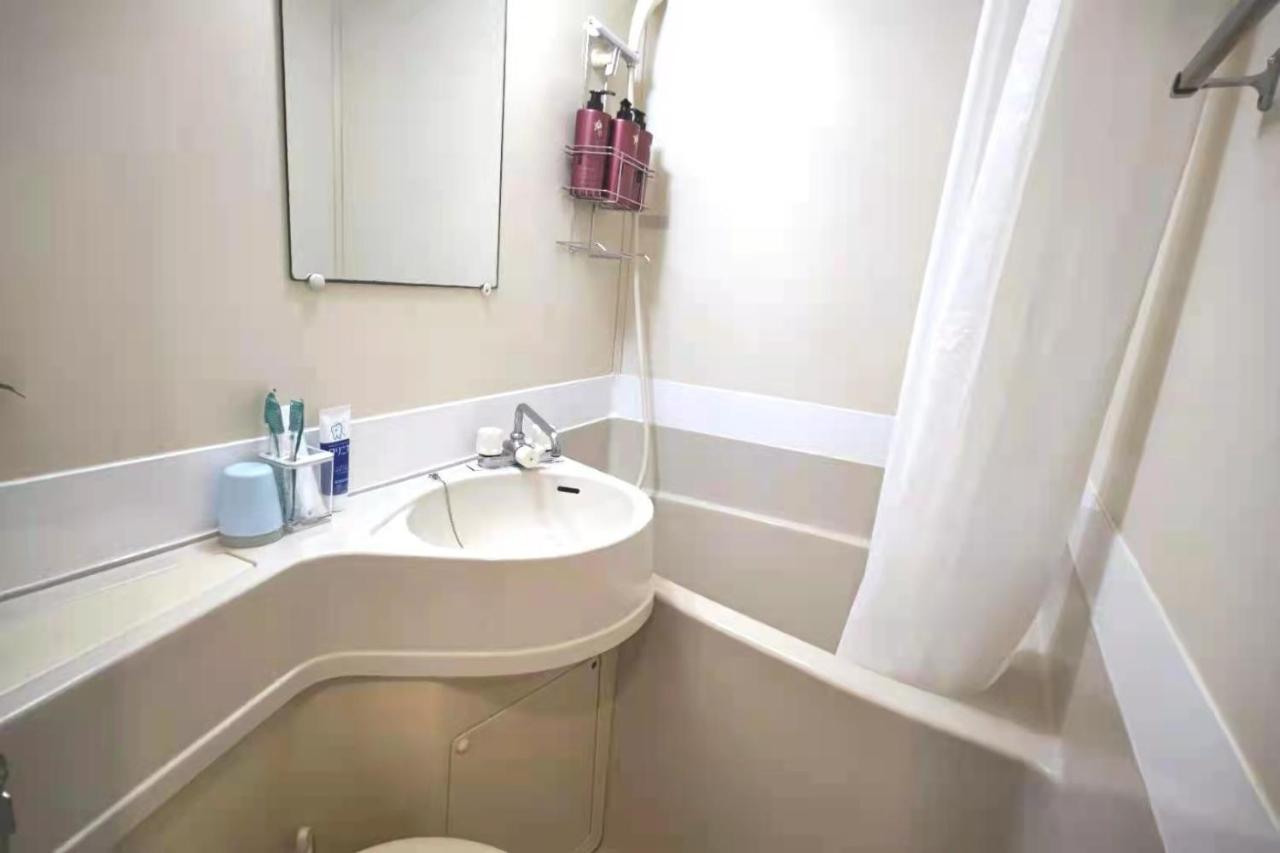 Gm -- Self Check-in -- Number & Password Is In The Following Email Appartement Tokio